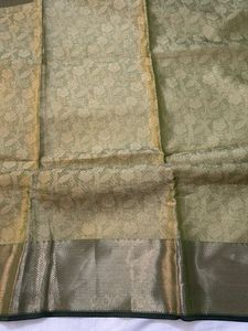 👑 Royal Zari Grandeur – Premium Banarasi Fabric ✨