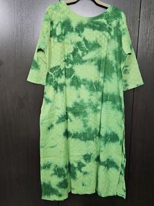 Green Embroidered Kurta