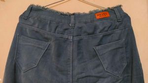 Gray Frayed Hem Jeans
