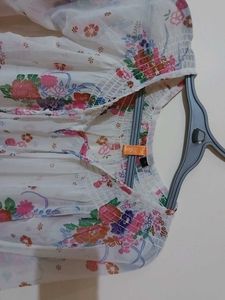 White Printed Ballon Shaped Georgette Sheer Top