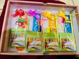 Kids Color Wax Crayons set new with tag