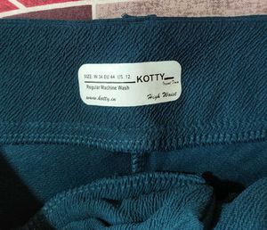 Regular Fit Teal Green Trouser For Women