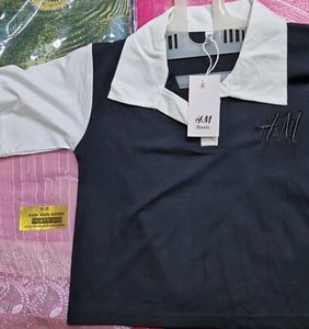 H&amp;M Contrast Collar Top