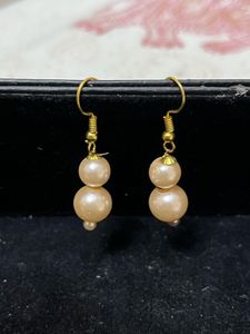 Pearl Earing