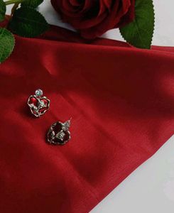Eternal Rose Heart Earrings 💗✨