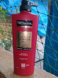 TRESemme Keratin Smooth Shampoo