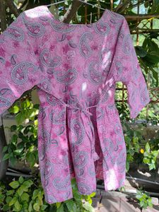 Pink Paisley short kurti