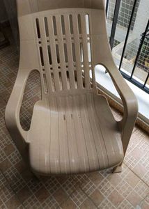 Comfortable Relax Plastic Chair