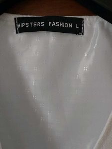 White Sleeveless waistcoat