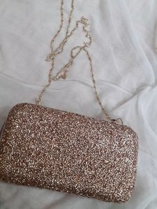 BEAUTIFUL BEADED CLUTCH ✨️🩷