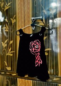 sleeveless chick top
