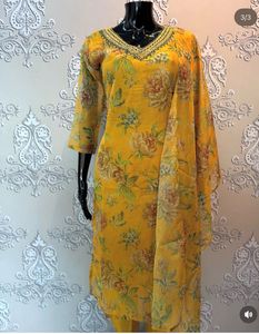 Floral Print Kurta Set with beautiful dupatta