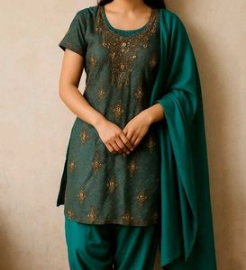 Green Embellished Kurti Set