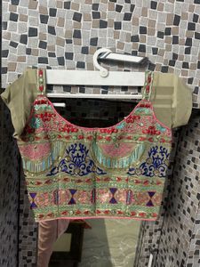Zari Work Crop Top With Skirt