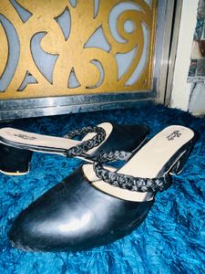 Heels Sale 👠😊❤️