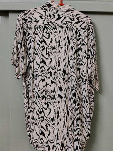 Abstract Print Button-Up Shirt
