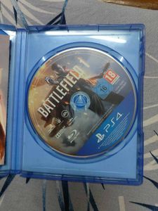 Devil Marycry5 nd Battlefield 1 PS4 games disc