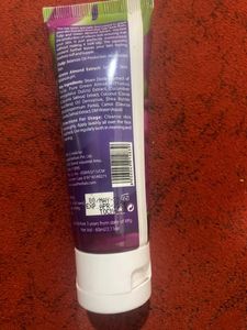 Tulip Oil Control Moisturizer with Green Almonds e
