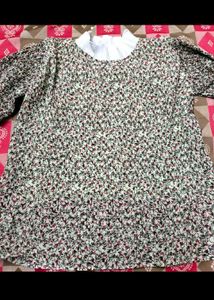 Flower Print Top 🌹🌹