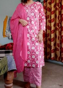 Pink Floral Salwar Kameez Set