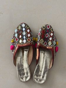 Embroidered &amp; Mirrored Ethnic Flats