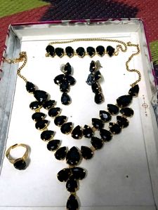 Black Stone Jewelry Set