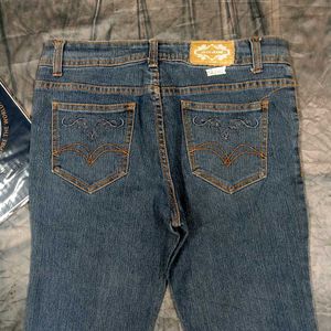 Bootcut Jeans 😻