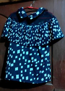 Blue &amp; White Diamond Print Top