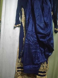 Elegant Blue Embroidered Kurta Set😊😍