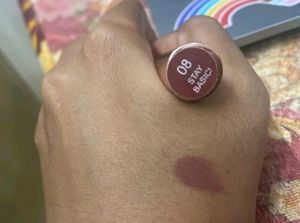 Insight- Stay Basic Matte Non transfer Lipstick
