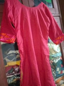 Embroidered Pink Kurta