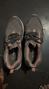 one time used womens shoes