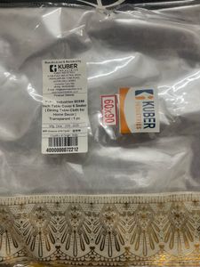 Elegant dining table cover