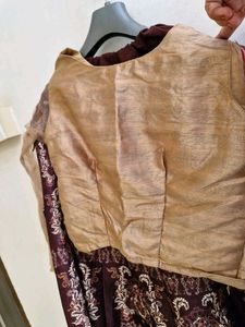 Elegant Patterned Ethnic Skirt And Blouse