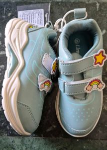 Brand Baby Girl&#39;s size 10 sneakers