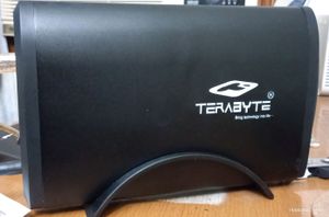 External desktop HDD 2 TB.