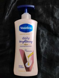 Vaseline Daily Brightening Lotion