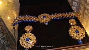 Blue Colour Chokar With Earrings