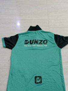Dunzo tshirt