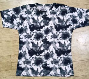 Tie-dye T-shirt
