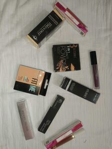 Combo Branded Make Up Kit