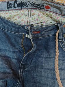 H&amp;M Women Tshirt With Lee Cooper Jeans Combo