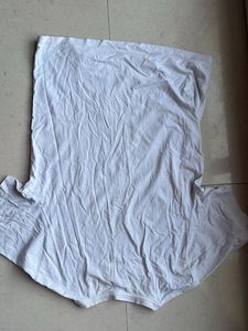 Mens round neck white tshirt