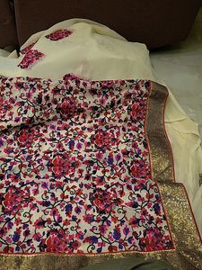 Thread Work Saree With Padded Blouse