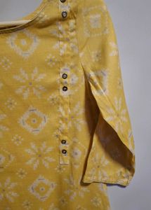 Avaasa Yellow Printed Kurta