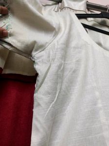 Off White Short Kurti❤️