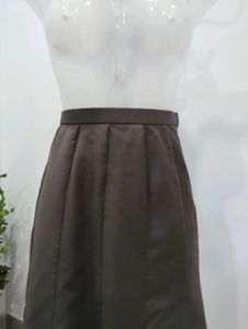 Elegant Midi Skirt