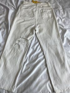 🐼Urbanic White-Denim-jeans🐼