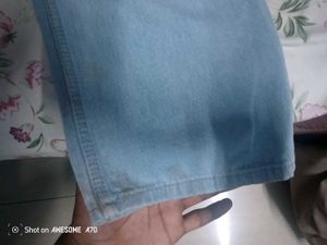 Light Wash Straight Leg Jeans