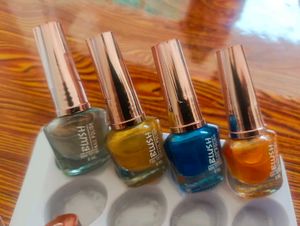 COMBO NAIL PAINT SET